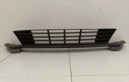 Решетка в бампер центральная Kia Rio 4 FB 2017-2022