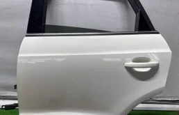 Дверь Audi Q3 2011-2018 8U