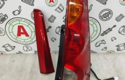 Фонарь в крыло Nissan Note 2007 265509U000 E11 (1.4) CR14DE, задний правый
