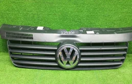 Решетка радиатора VOLKSWAGEN TRANSPORTER T5 2003- б/у TRANSPORTER T5(2003-2015)