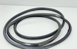 Уплотнитель двери задней BMW 3 51357258330 F30
