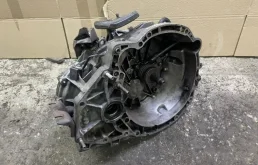 МКПП Renault Duster 2013 320108166R F4R400