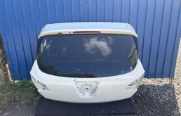 Крышка багажника Opel Astra 2011 13258132 J A14NET