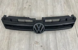 Решетка радиатора для Volkswagen Touareg II (7P5) 2010-2014
