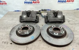 Комплект суппортов передние Audi Q5 2011 8R0615108D 8R CDNC