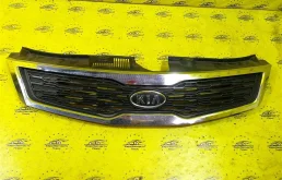Решетка радиатора Kia Ceed 1 863511H500 ED