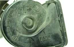 Звуковой сигнал для Chevrolet Cruze 2010 года на фотографиях