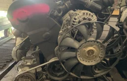 Двигатель без навесного 1.8 apt (из японии) Audi A4 2000