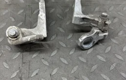 Петли двери Ford Focus 2007 5012193 2 2.0, передние левые