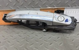 Ручка двери внешняя Ford Focus 2007 1480068 2 2.0, передняя правая