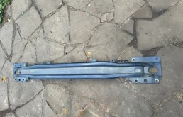 Усилитель бампера Volvo S60 31349057