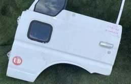 Дверь Nissan 80100Z5528, передняя левая