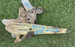 Стеклоподъемник двери Toyota RAV4 8571042070 ACA21, задний правый