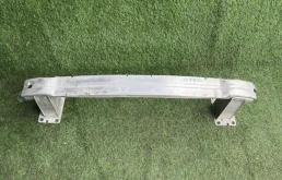 Усилитель бампера Audi A5 8K0807113D 8T8, передний