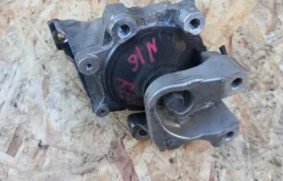 Подушка двигателя Honda CR-V 50820SWAA01 RE4, правая