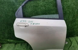 Дверь Honda Fit 67510SELT00ZZ GD6