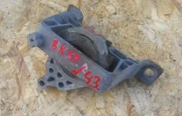 Подушка двигателя Mazda Axela BP4K39060C BK5P, правая