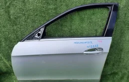 Дверь Mercedes-Benz E-Class 2010 A2127200105 W212 642.850, передняя левая
