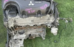 Двигатель Mitsubishi Colt 2002 MD979247 Z25A 4G19