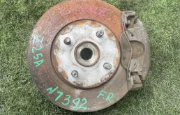 Ступица Mitsubishi Colt 2002 MR594078 Z25A 4G19, передняя правая