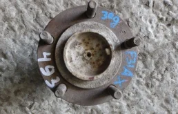 Ступица Mitsubishi Diamante MR316377, задняя