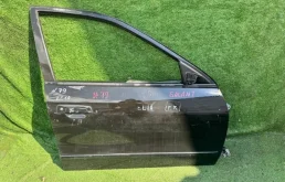 Дверь Mitsubishi Galant MR273244