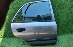 Дверь Mitsubishi Carisma MR954634 DA2A