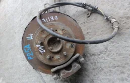 Ступица Mitsubishi Delica 8K0407253AB, задняя