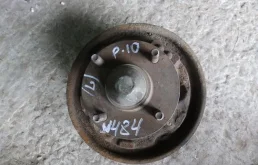 Ступица Nissan Primera 4001551E12 P10, задняя