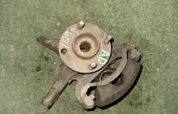 Ступица Nissan AD 4320060R00 Y10, передняя левая