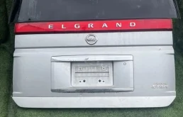 Дверь багажника Nissan Elgrand 2007 K0100WL6MM ME51 VQ25DE