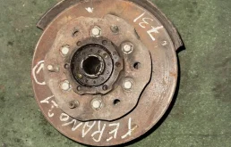 Ступица Nissan Terrano GB31500795, передняя левая