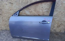 Дверь Nissan Bluebird H0101EW0MM, передняя левая
