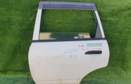 Дверь Nissan Wingroad 2005 H2101WD0MM WFY11 QG15DE