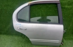 Дверь Nissan Cefiro 8210151U30 A32