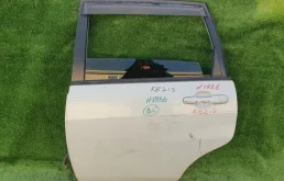Дверь Suzuki Aerio 6800454850 RB21S