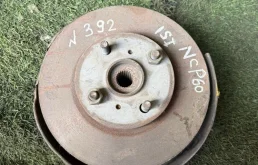 Ступица Toyota ist 4321152020 NCP60, передняя левая
