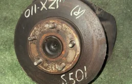 Ступица Toyota Mark II 4321230140 JZX110, передняя правая