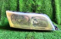 Фара Toyota Mark II 8113033120, правая