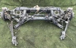 Балка моста Toyota RAV4 2011 5120642062 ACA36 2AZ-FE, задняя