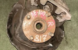 Ступица Toyota Corolla 4350212090 AE100, передняя правая