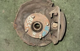 Ступица Toyota Sprinter 4350212090 AE110, передняя правая