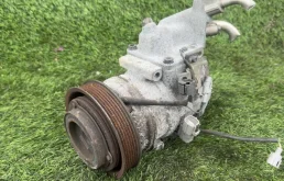 Компрессор кондиционера Toyota Windom 8832033120 MCV20