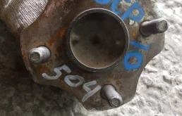 Ступица Toyota Vitz 4245052021 SCP10, задняя