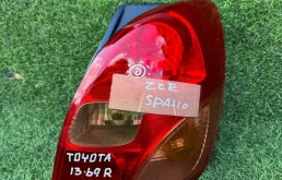 Фонарь Toyota Corolla 1369 ZZE121, задний правый