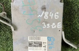 Блок управления двигателем Toyota 8966121310 3SGE