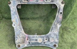 Подрамник Nissan Leaf 2012 544003NA0A ZE0 EM61, передний