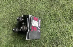Блок ABS Audi Q5 2012 8R0907379AB 8R3 CNCD