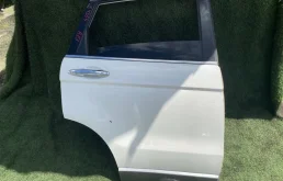 Дверь Honda CR-V 2006 67510SWAA00ZZ RE3 K24A, задняя правая