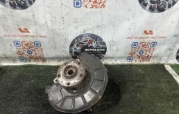 Кулак передний левый Audi A3 2009 1K0407255AA 8P CBFA